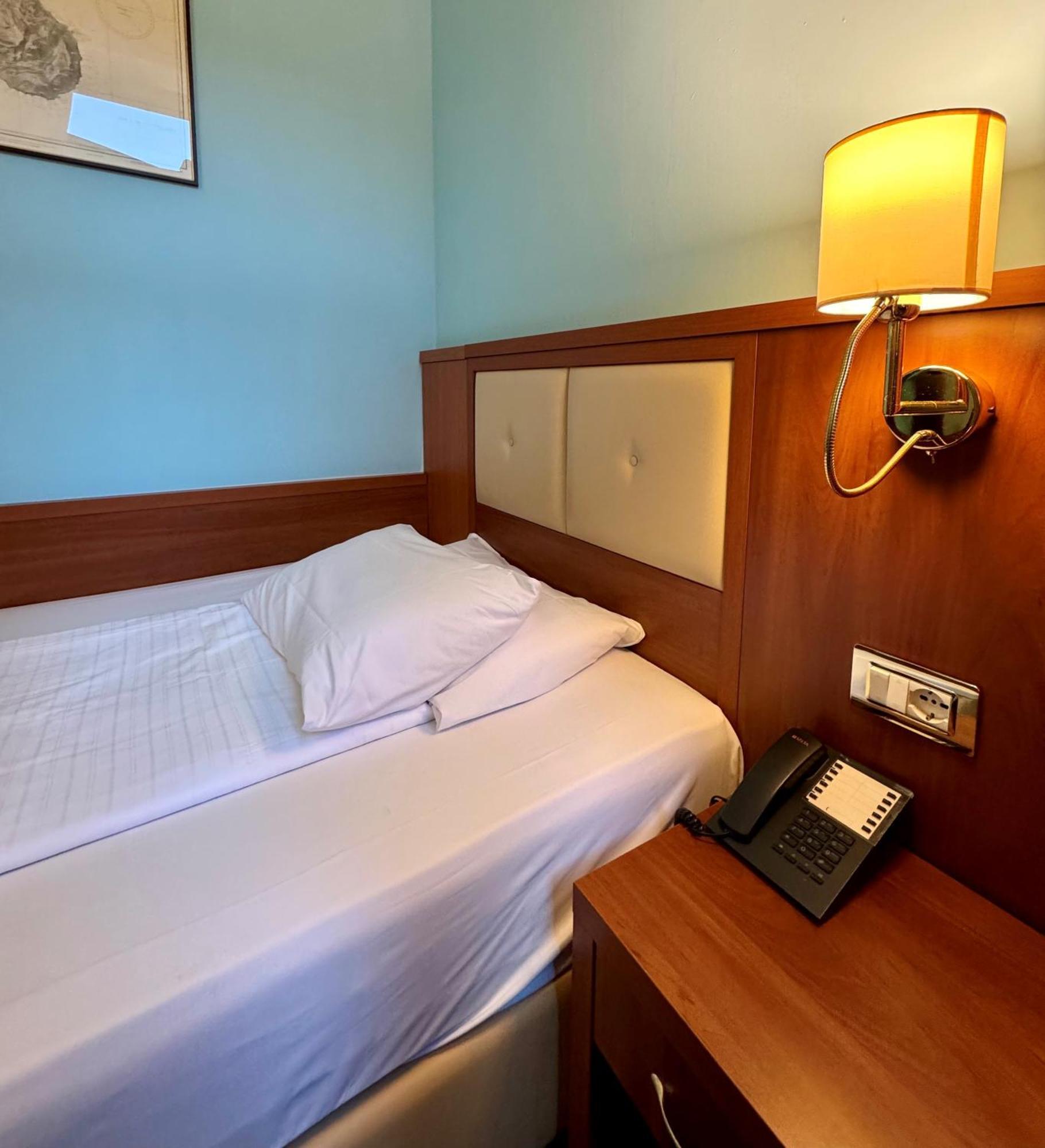 Benaco Hotel 3*