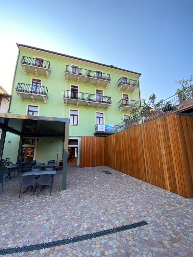 Benaco Hotel 3*