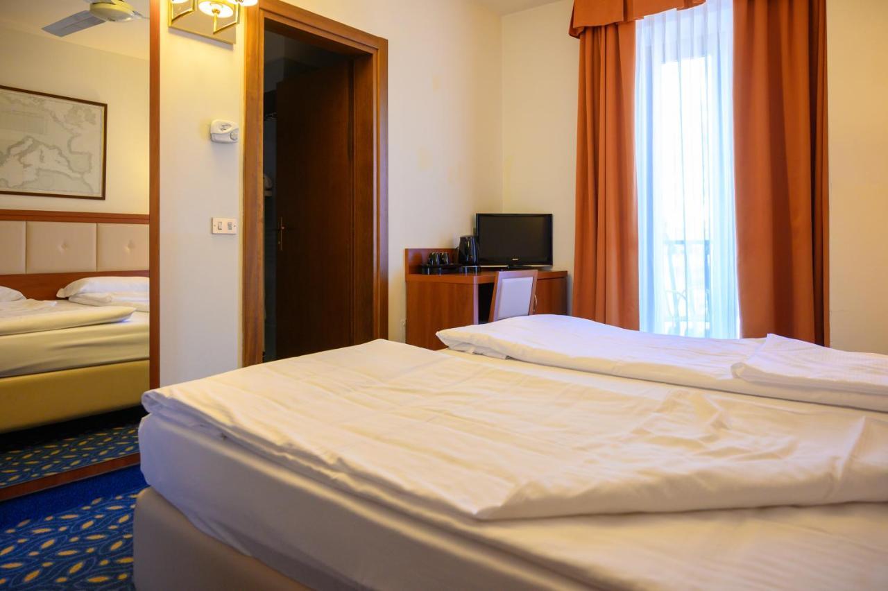 Hotel Benaco Torbole Sul Garda