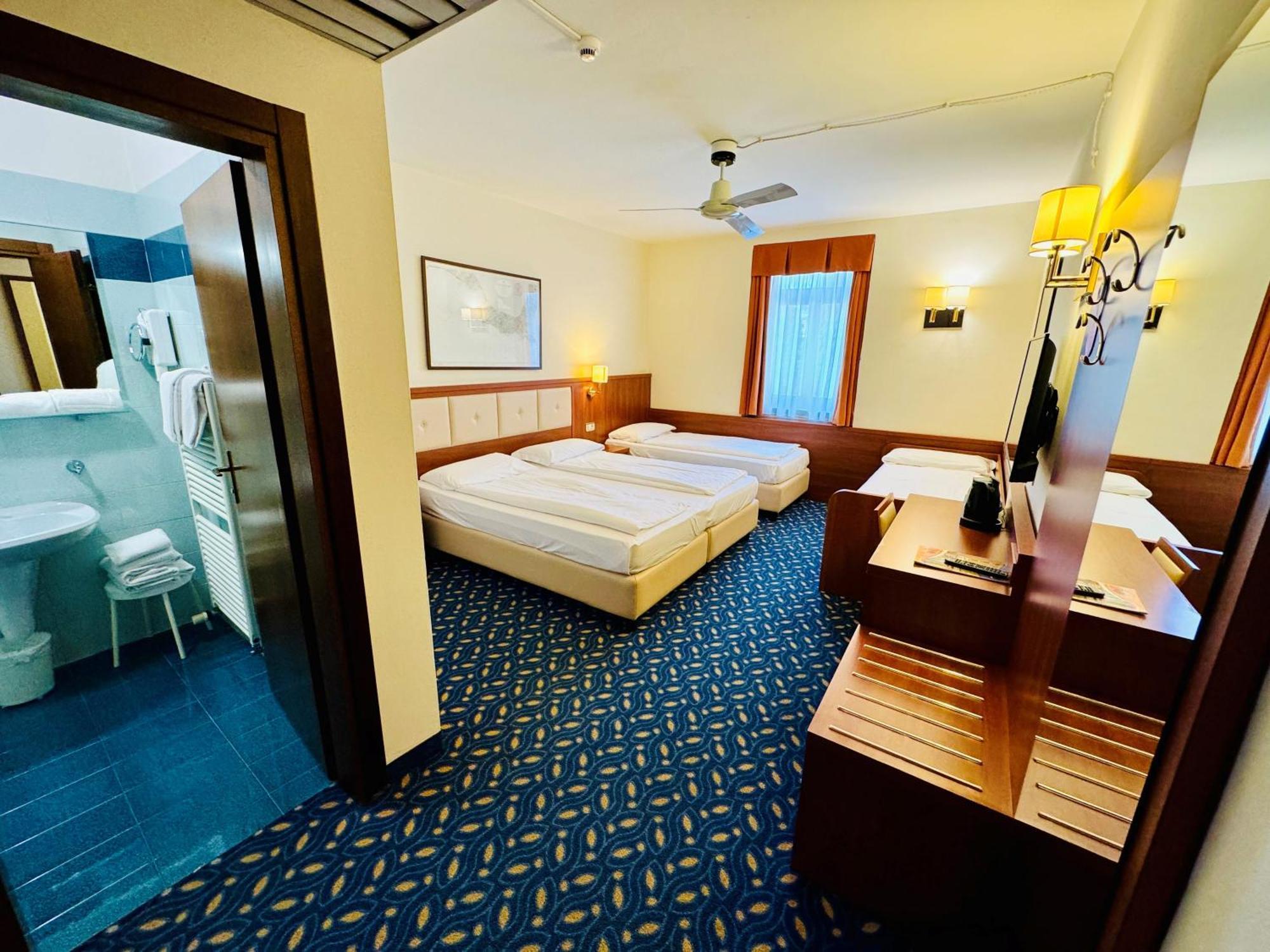 Benaco Hotel Torbole Sul Garda