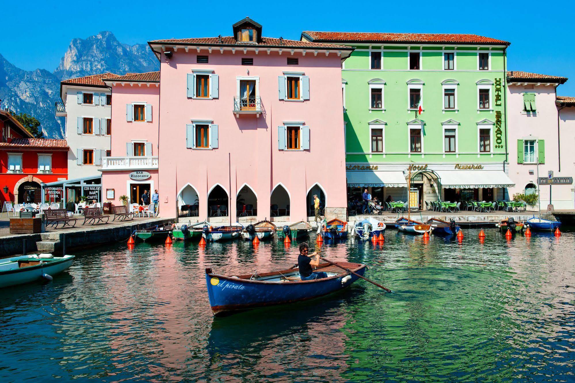 Hotel Benaco 3*